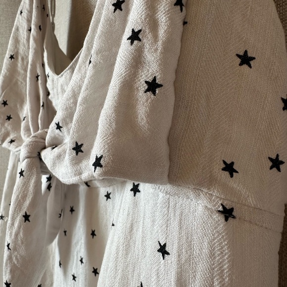 Aqua•tie front spaghetti strap mini dress•medium•rayon blend•black & white stars - Picture 15 of 16